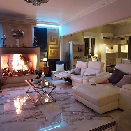 Domaine La Corniche Bed & Breakfast Bayon Bagian luar foto
