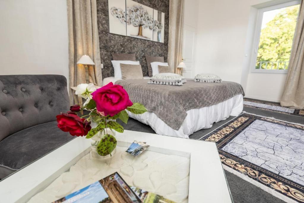 Domaine La Corniche Bed & Breakfast Bayon Bagian luar foto